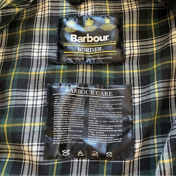 🤍 guc | Barbour | classic waxed olive green jacket - Picture 8 of 11